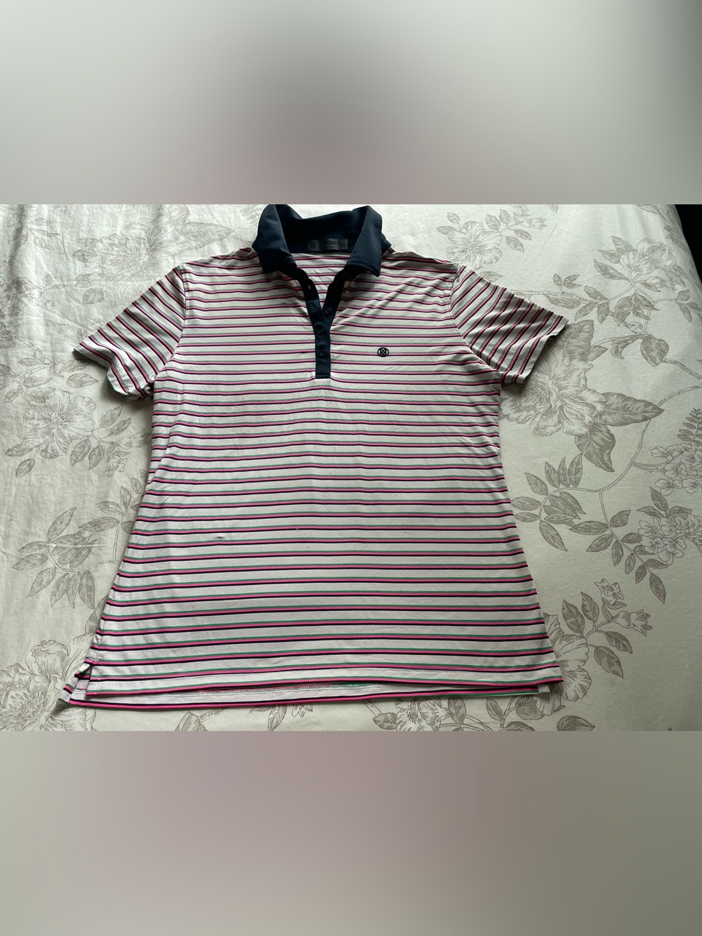 G/FORE Women’s White Pink Stripe Polo Shirt Medium Golf Casual Summer Tennis